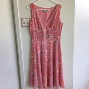 Maggy London 100% silk dress